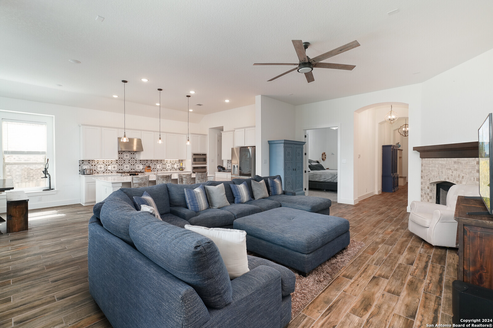 3115 Stokesay Park Bulverde TX 78163