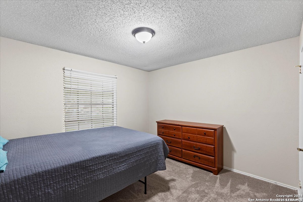 7733 Forest Live Oak TX 78233