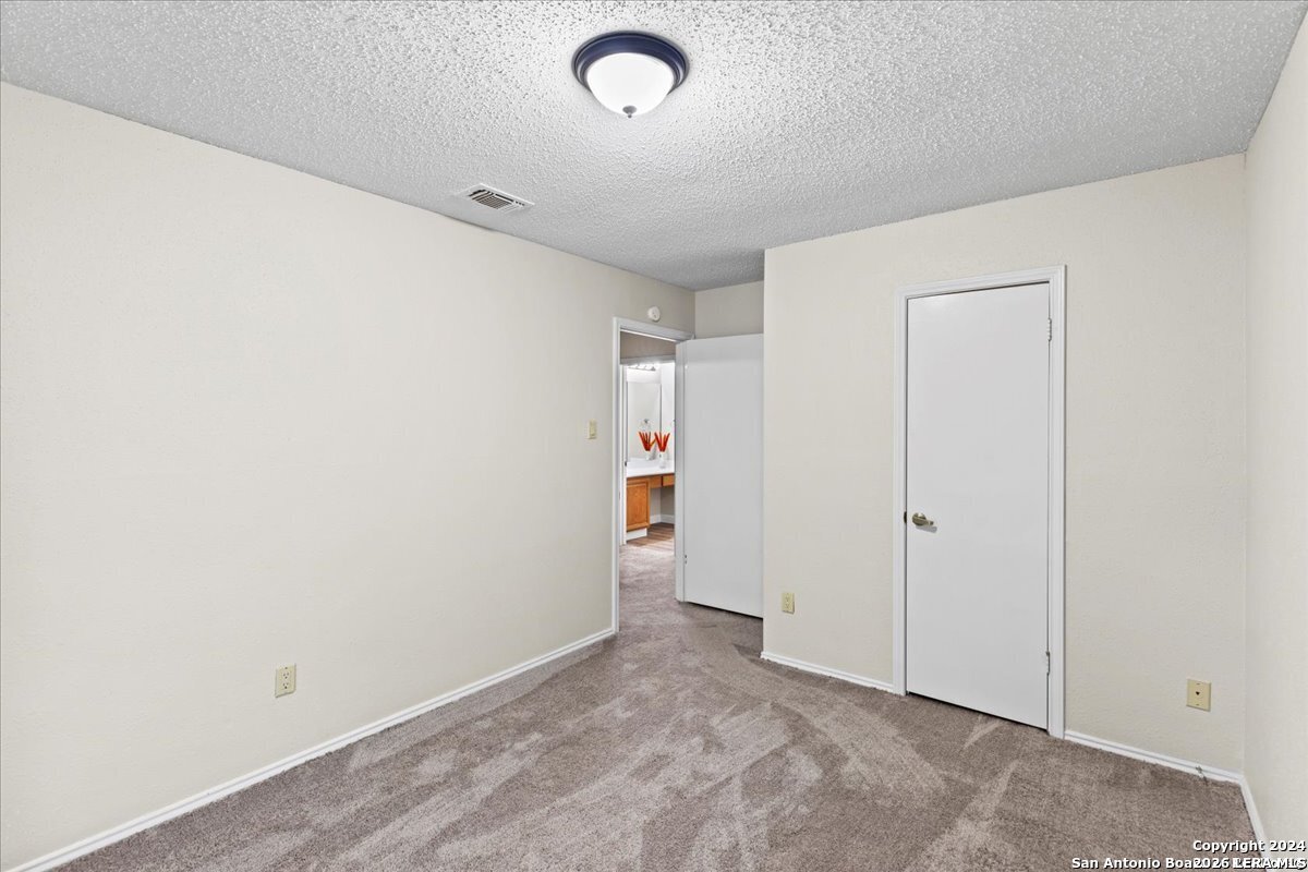 7733 Forest Live Oak TX 78233