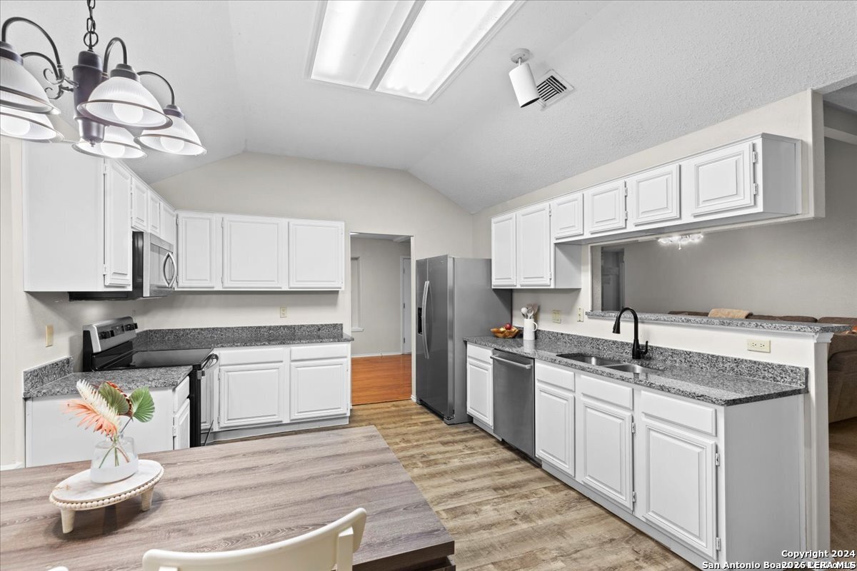 7733 Forest Live Oak TX 78233