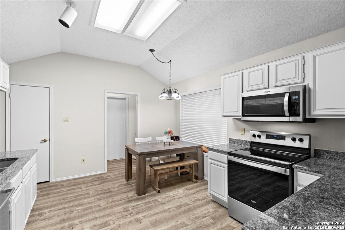 7733 Forest Live Oak TX 78233