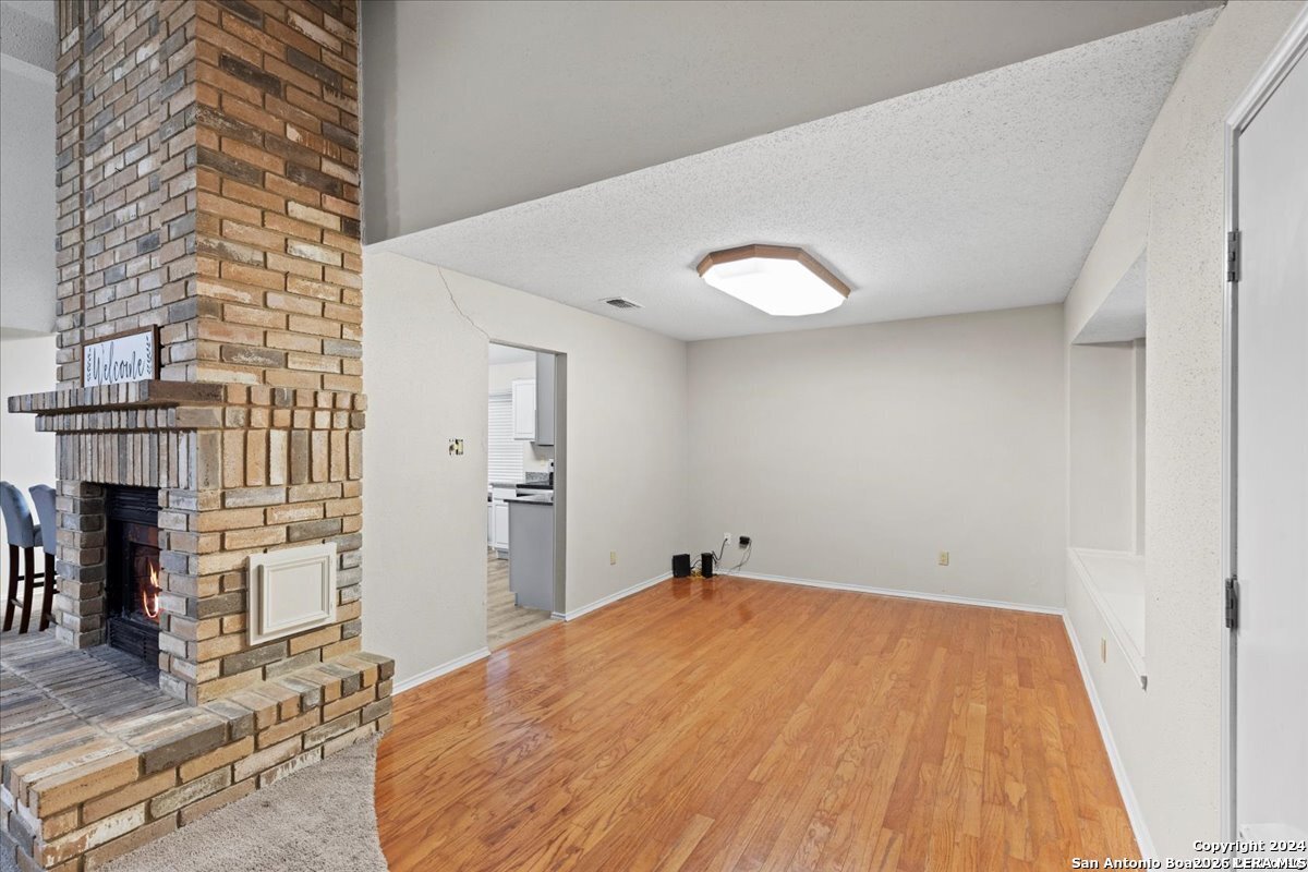 7733 Forest Live Oak TX 78233