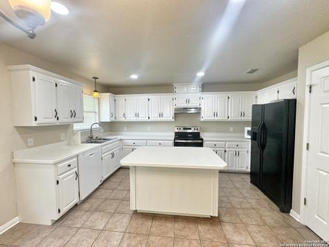 2062 N Ranch Estates New Braunfels TX 78130