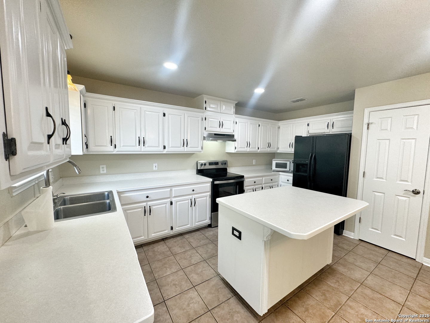 2062 N Ranch Estates New Braunfels TX 78130