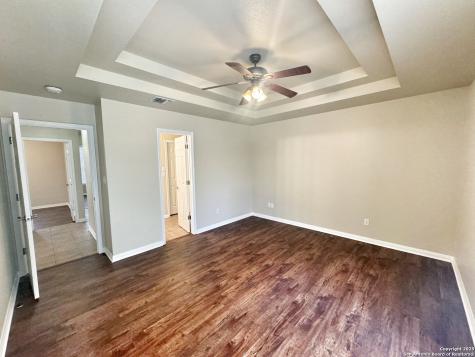 2062 N Ranch Estates New Braunfels TX 78130