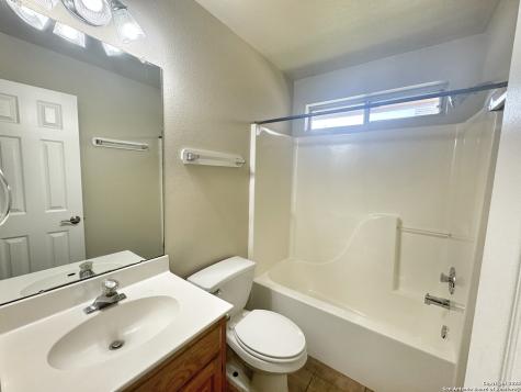 2062 N Ranch Estates New Braunfels TX 78130