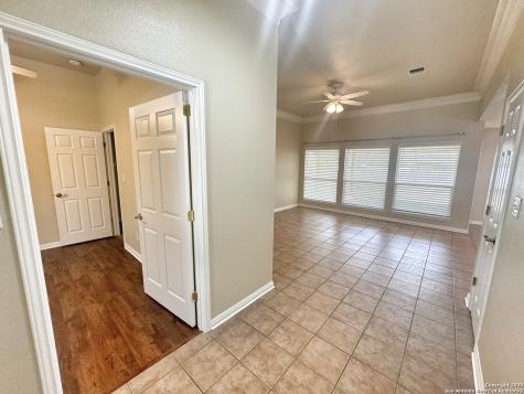 2062 N Ranch Estates New Braunfels TX 78130