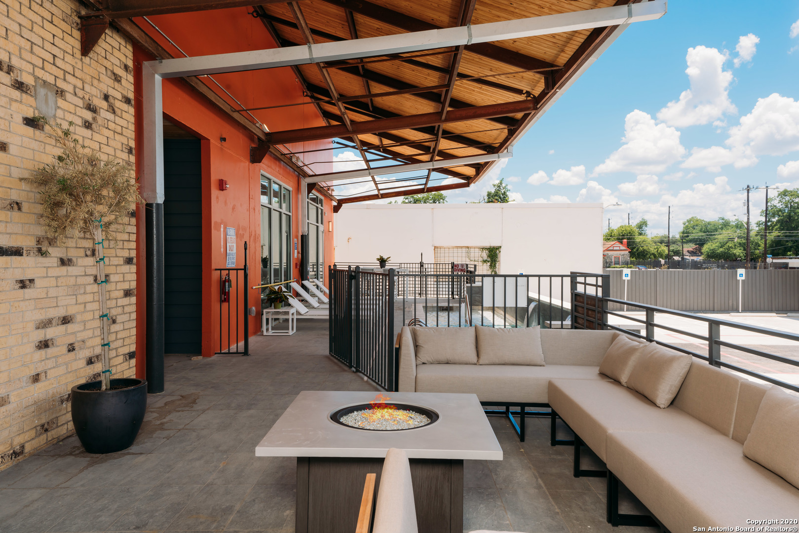 210 W Peden San Antonio TX 78204