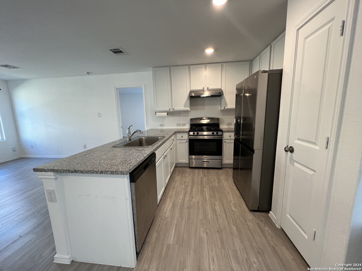 422 De Herrera San Antonio TX 78220