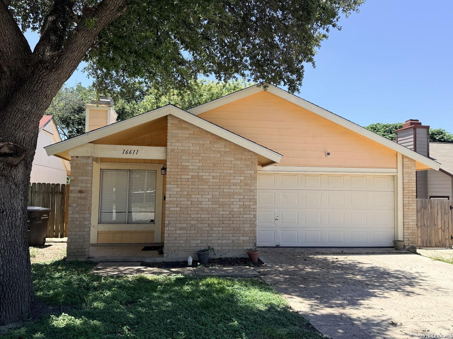16611 Wolf Ridge Street San Antonio TX 78247