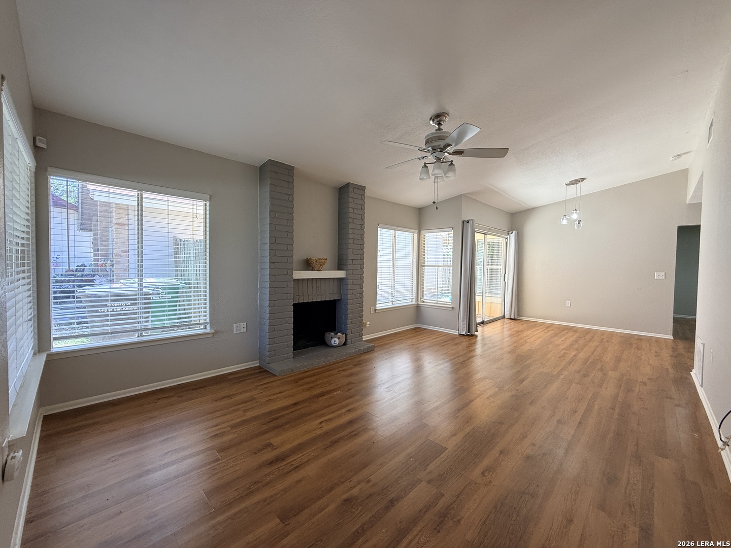 16611 Wolf Ridge Street San Antonio TX 78247