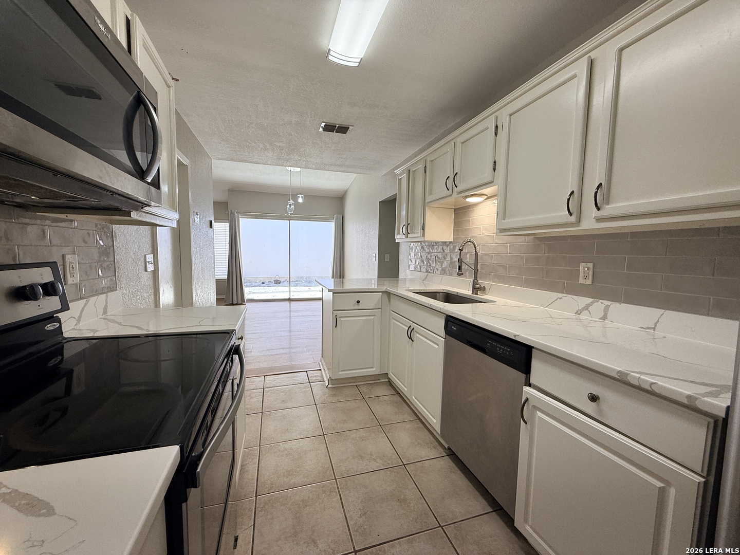 16611 Wolf Ridge Street San Antonio TX 78247