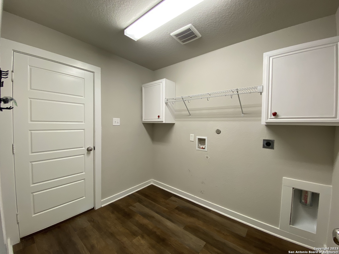 6015 Akin Stroll San Antonio TX 78261