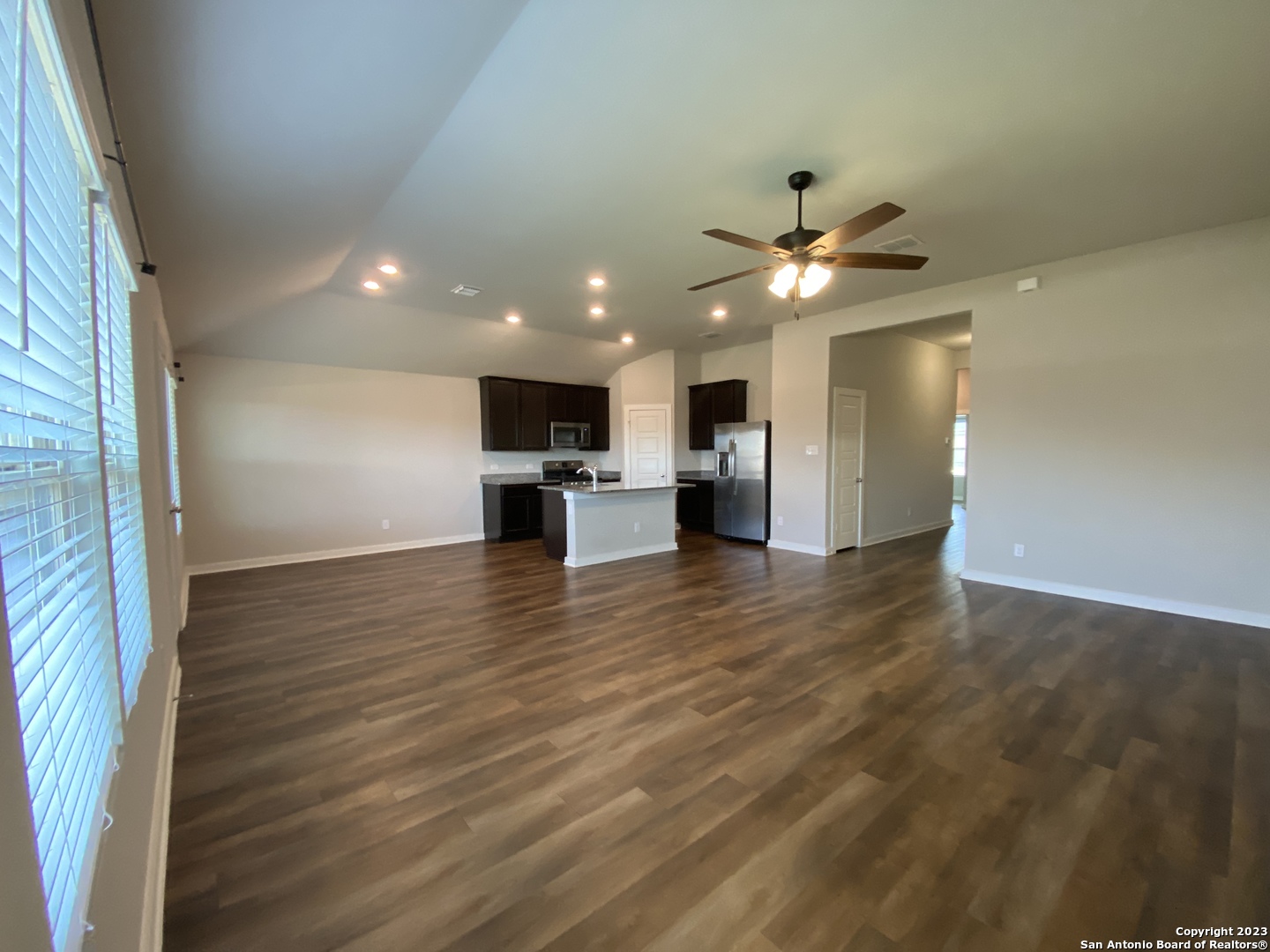 6015 Akin Stroll San Antonio TX 78261
