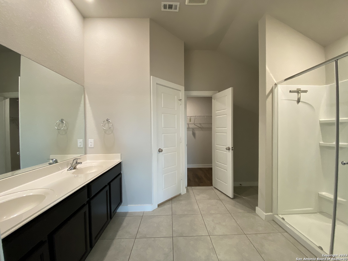 6015 Akin Stroll San Antonio TX 78261