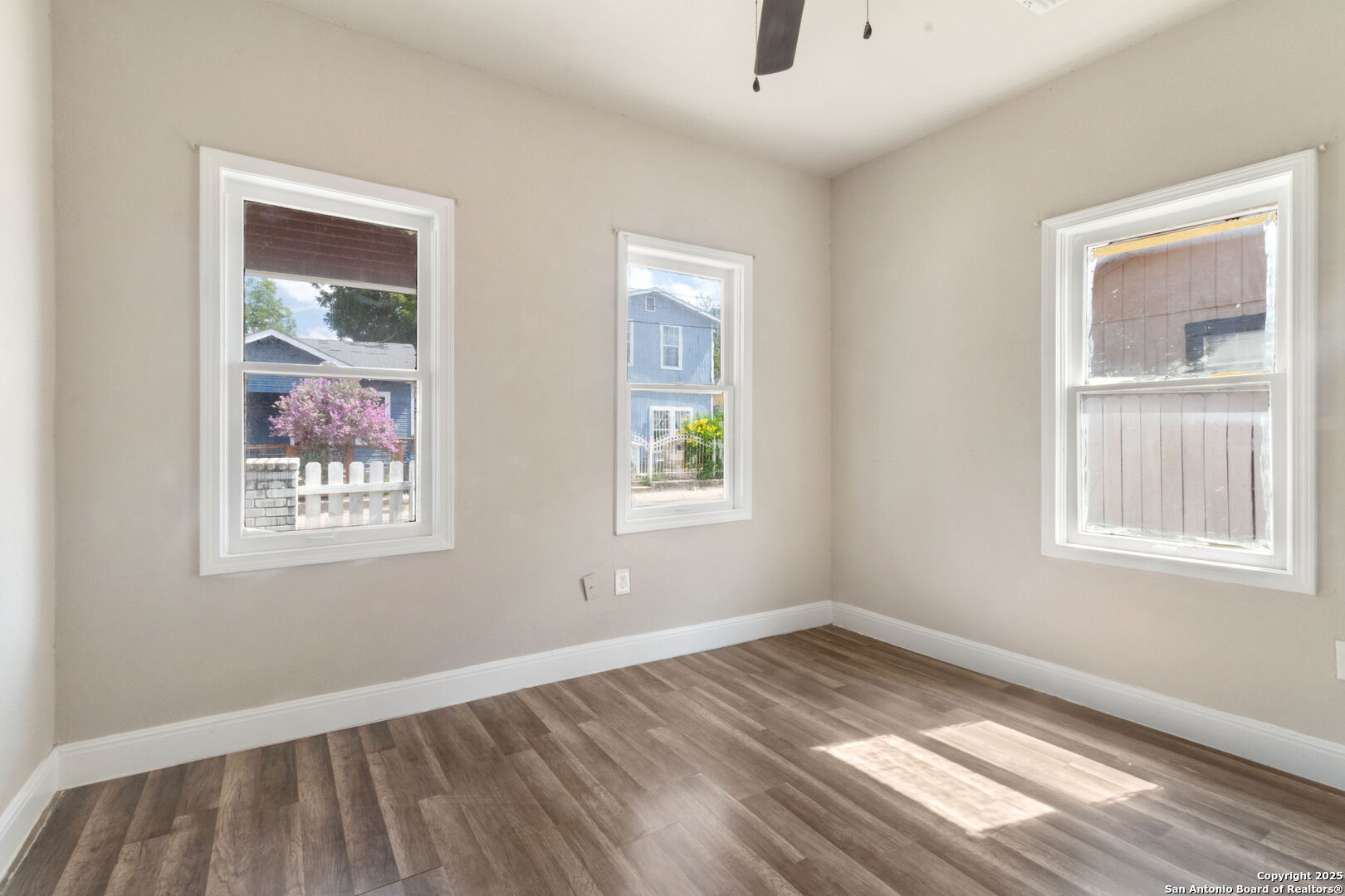 150 Sonora San Antonio TX 78204