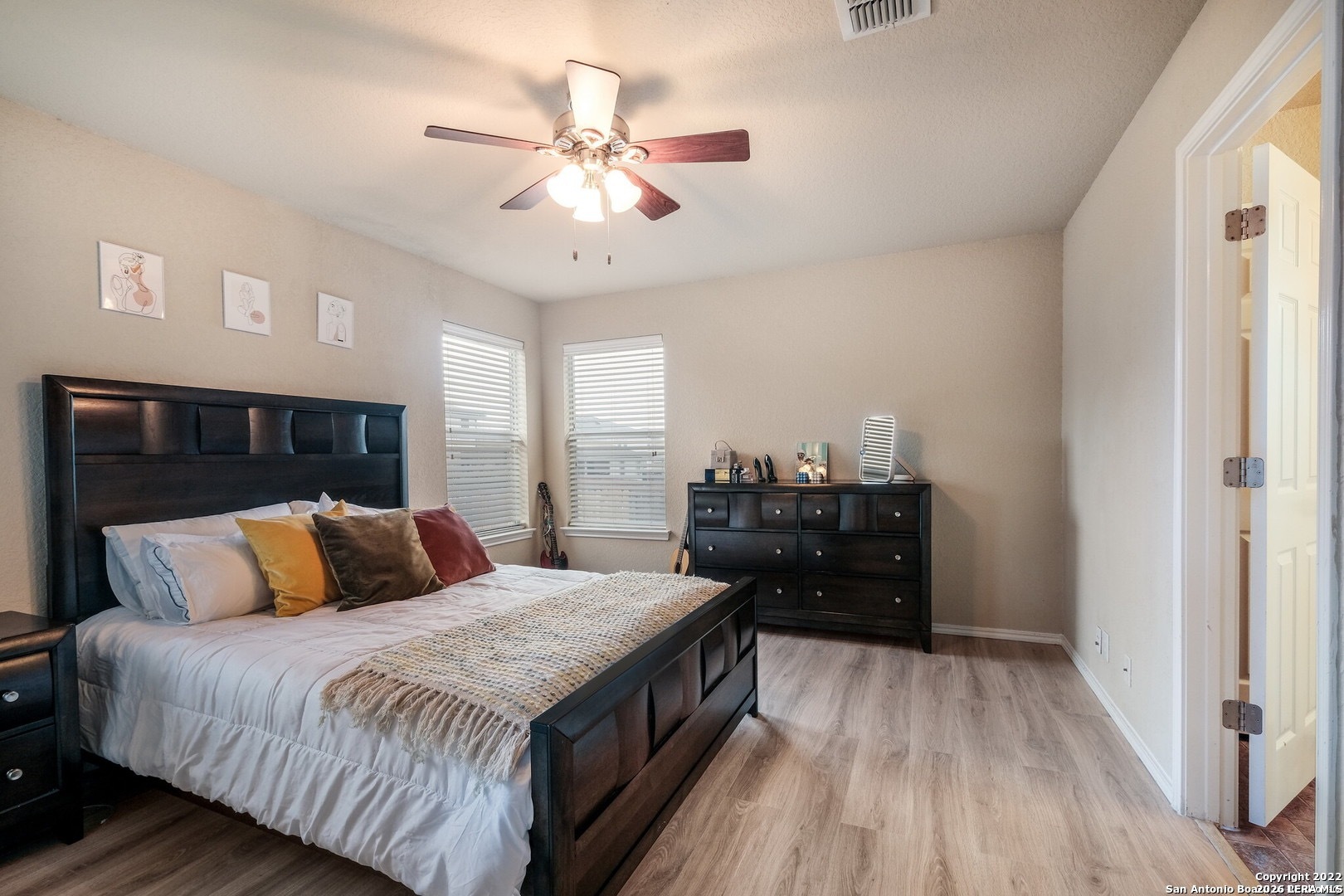 5402 Duke Field San Antonio TX 78227