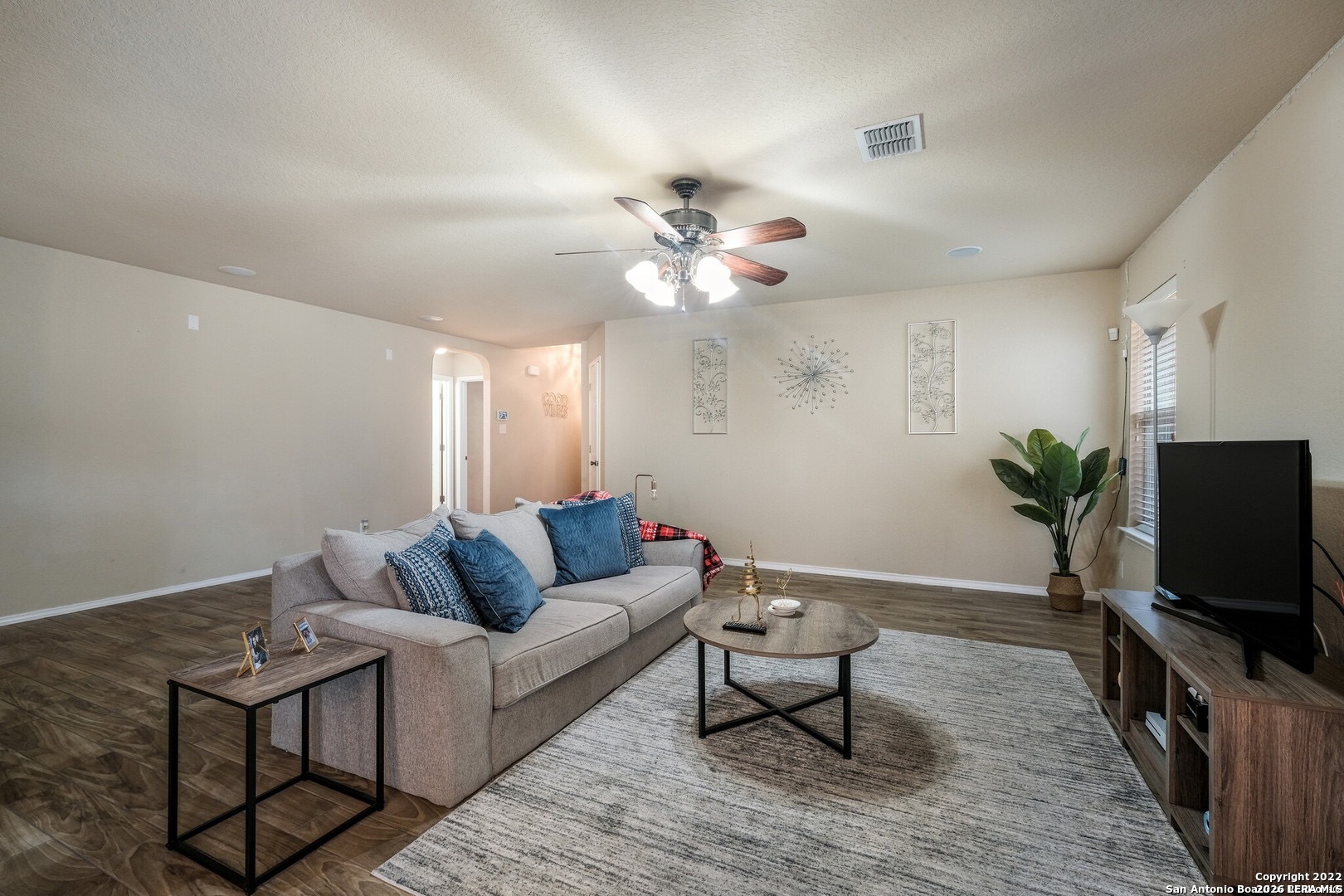 5402 Duke Field San Antonio TX 78227