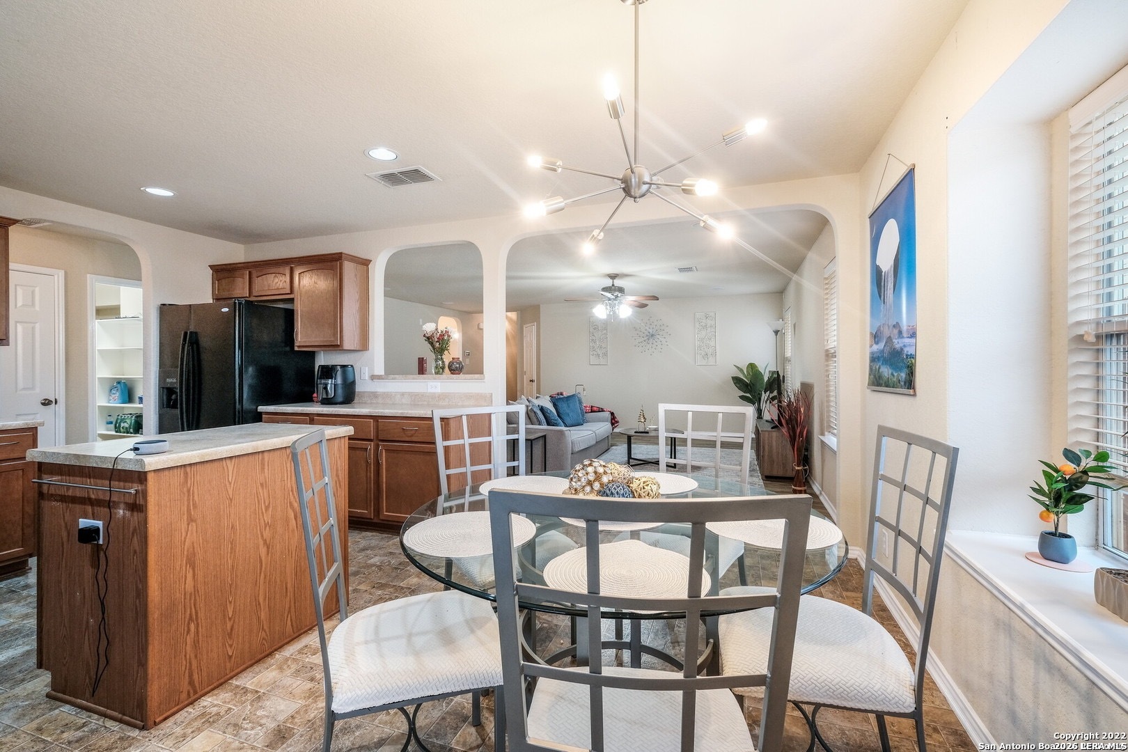 5402 Duke Field San Antonio TX 78227