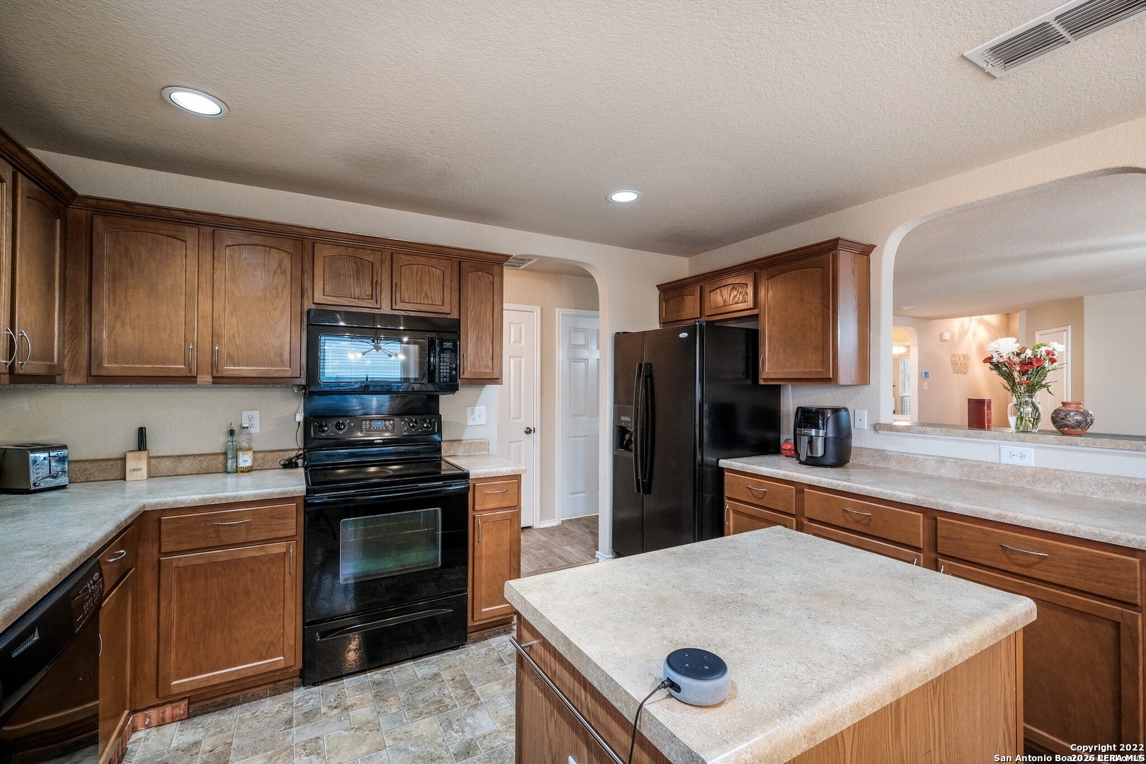 5402 Duke Field San Antonio TX 78227