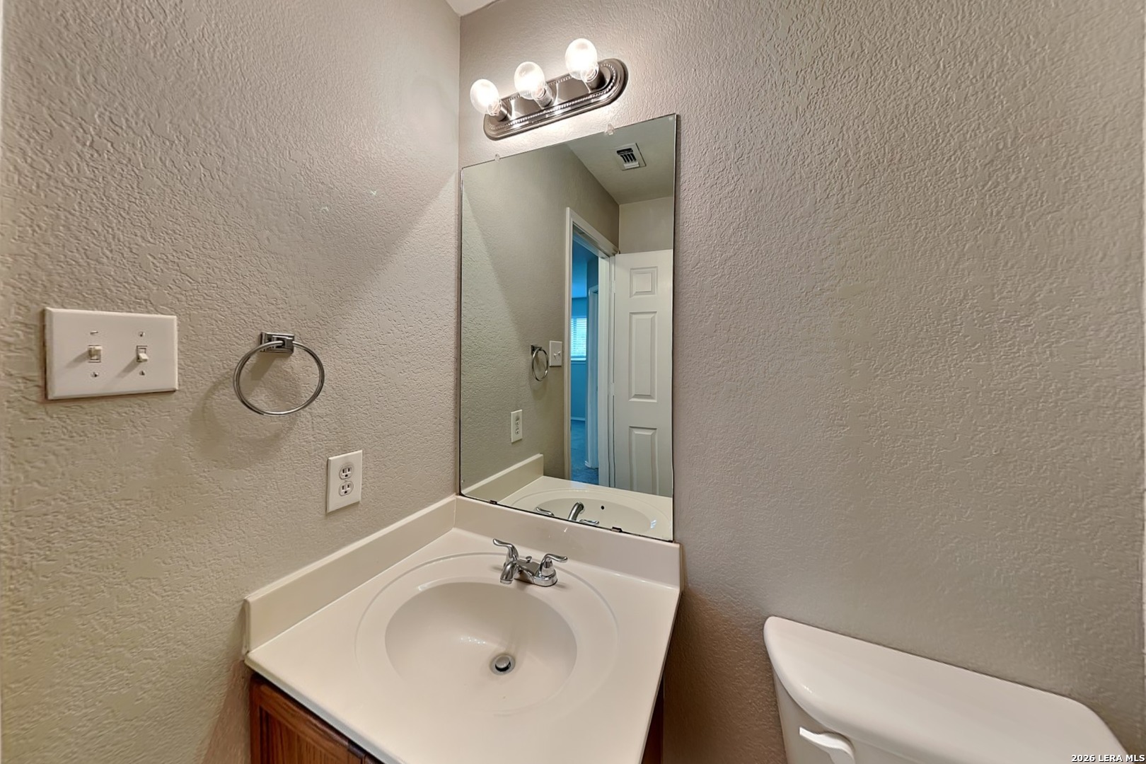 8210 Grissom Gate San Antonio TX 78251