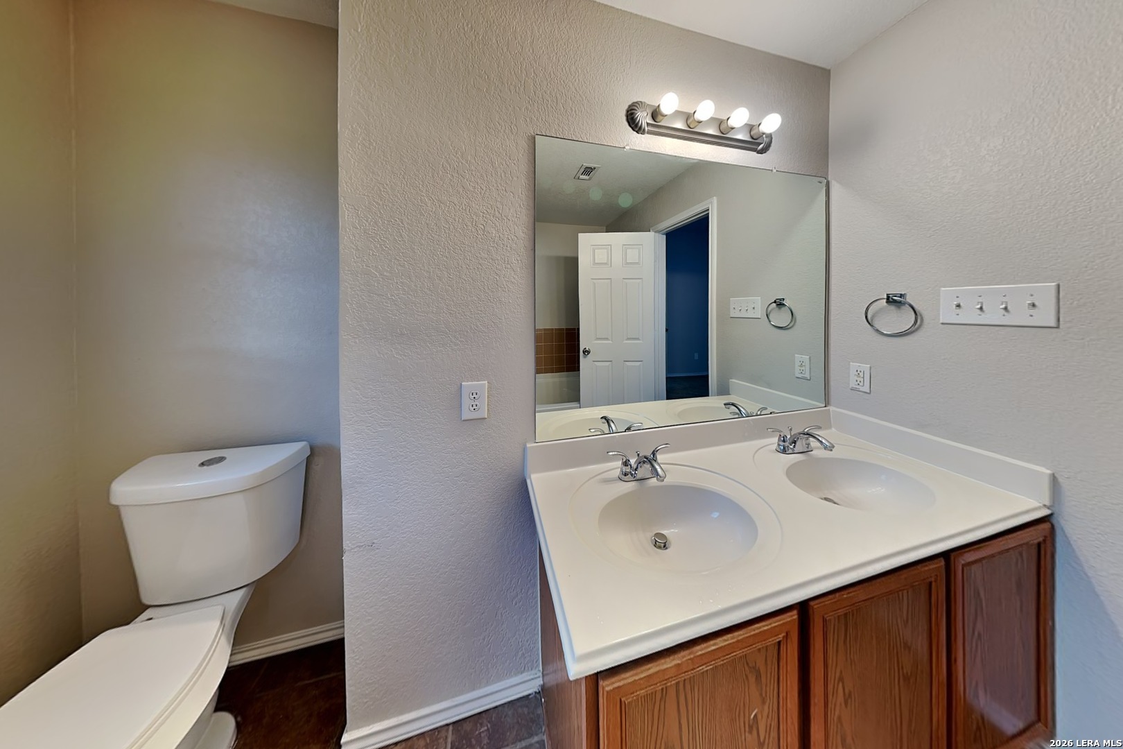 8210 Grissom Gate San Antonio TX 78251