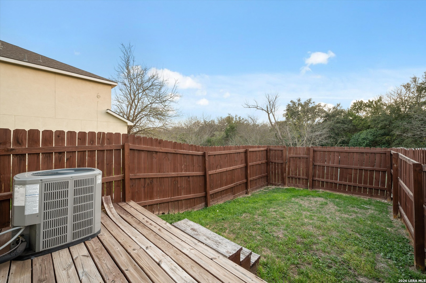 10623 Mathom Landing Universal City TX 78148