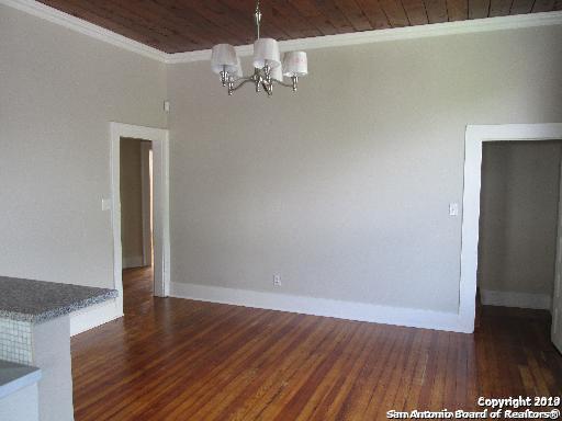 429 W Mistletoe Avenue San Antonio TX 78212