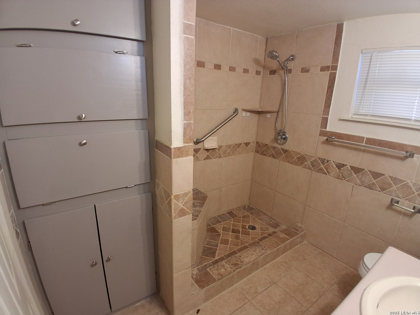 1322 W Hutchins Place San Antonio TX 78221