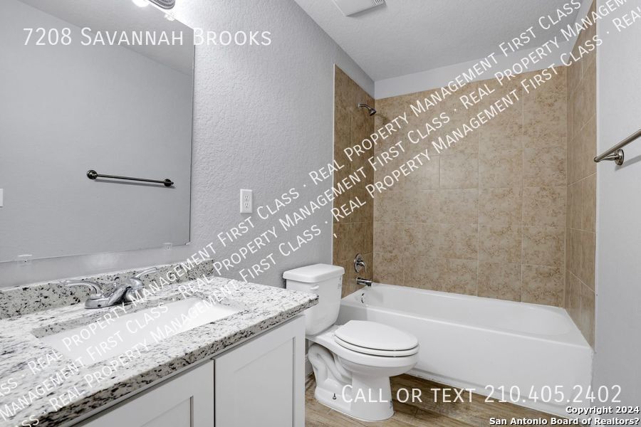 7208 Savannah Brooks Live Oak TX 78233