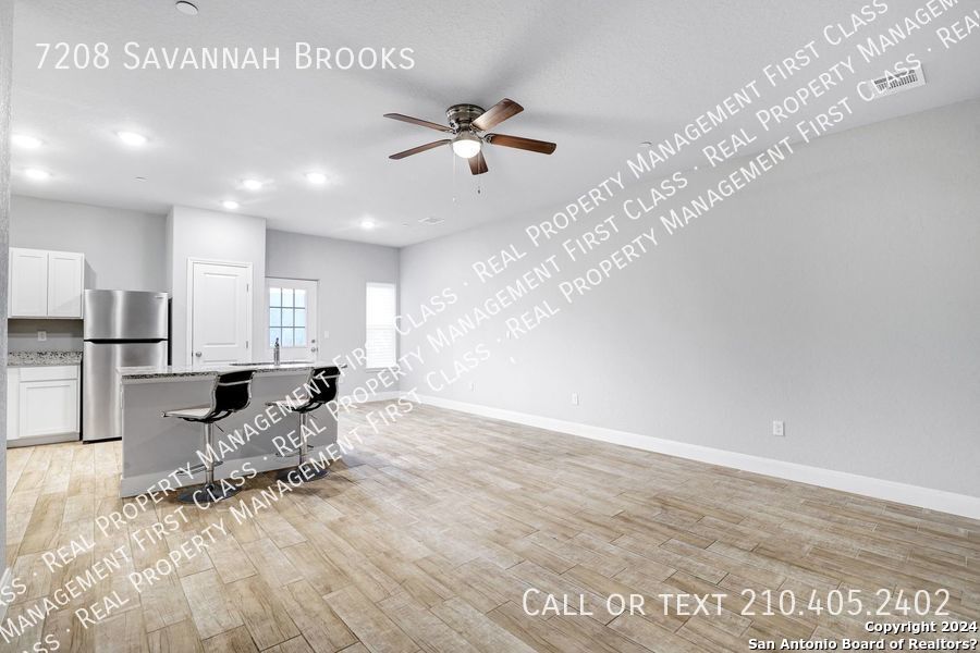 7208 Savannah Brooks Live Oak TX 78233