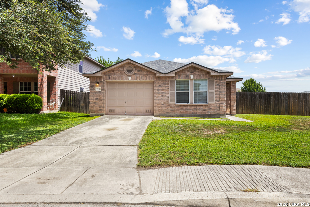 9719 Crescent Moon San Antonio TX 78245
