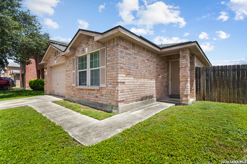 9719 Crescent Moon San Antonio TX 78245