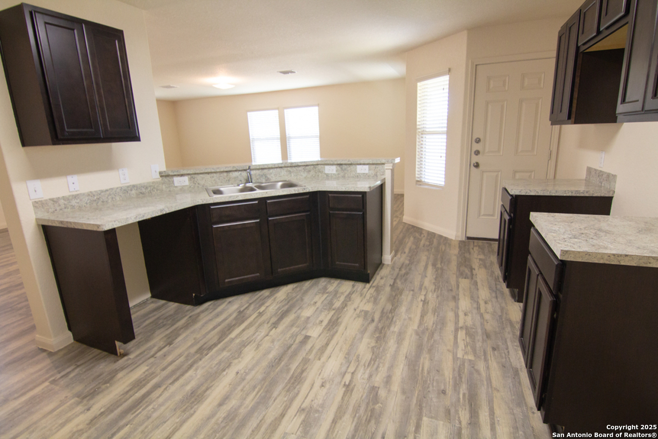 8703 Tesoro Hills San Antonio TX 78242