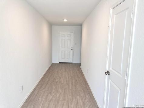 9263 Honey Mesquite Seguin TX 78155