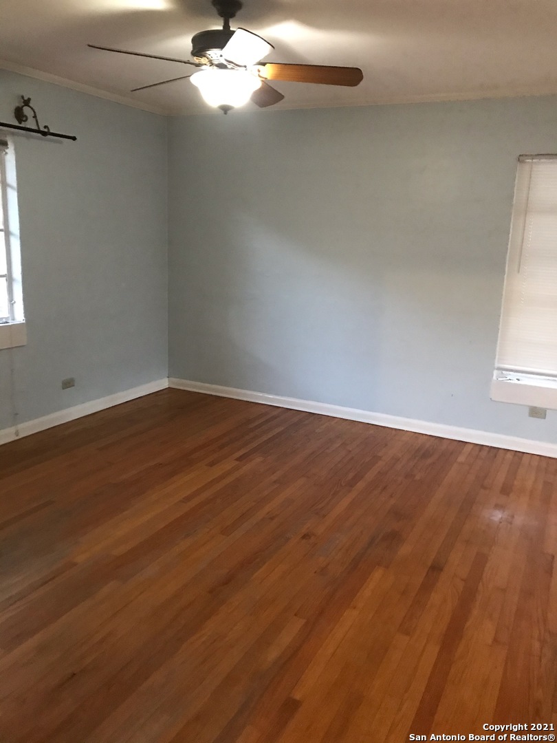 118 E Elmview Place Alamo Heights TX 78209