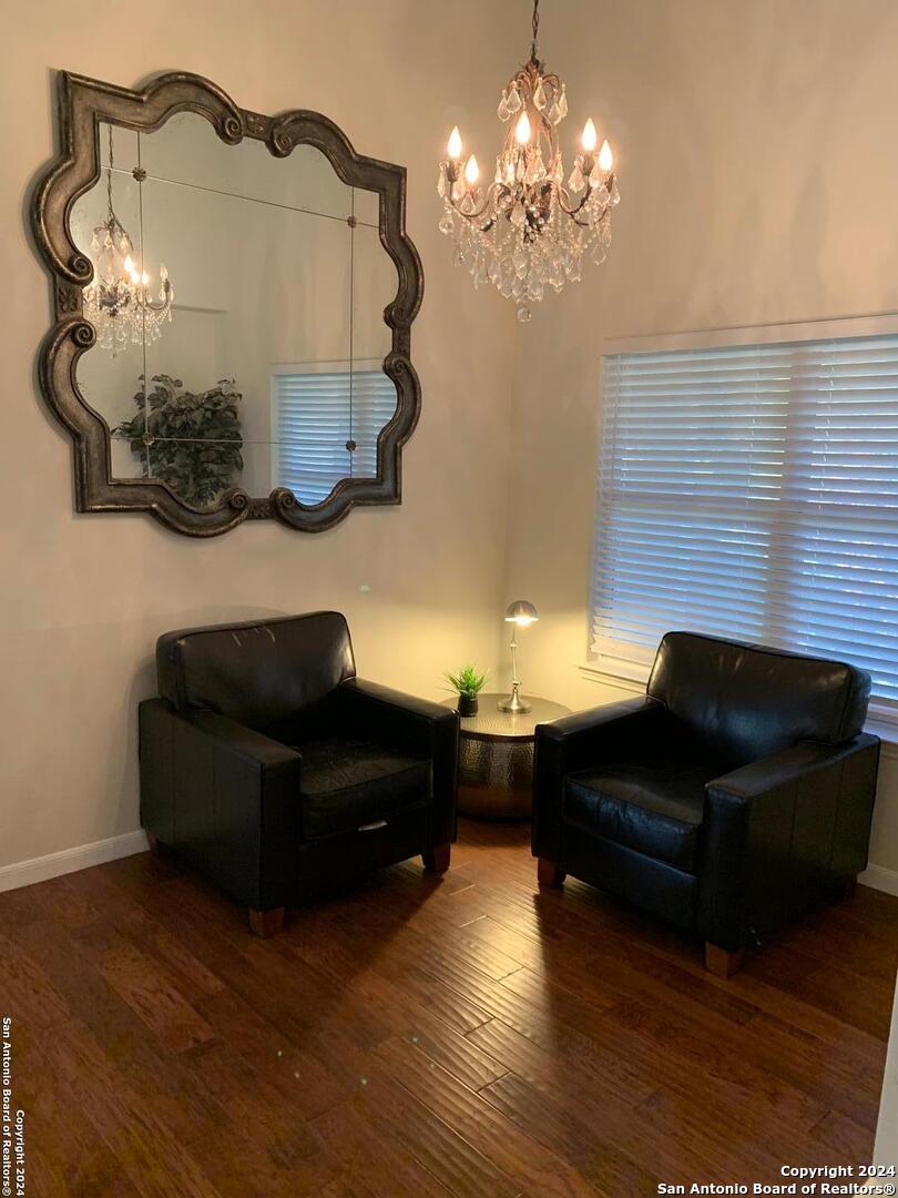 8763 Park Olympia Universal City TX 78148