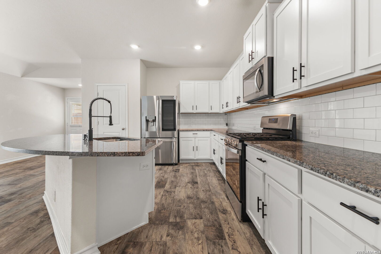 6723 Hoffman Plain San Antonio TX 78252