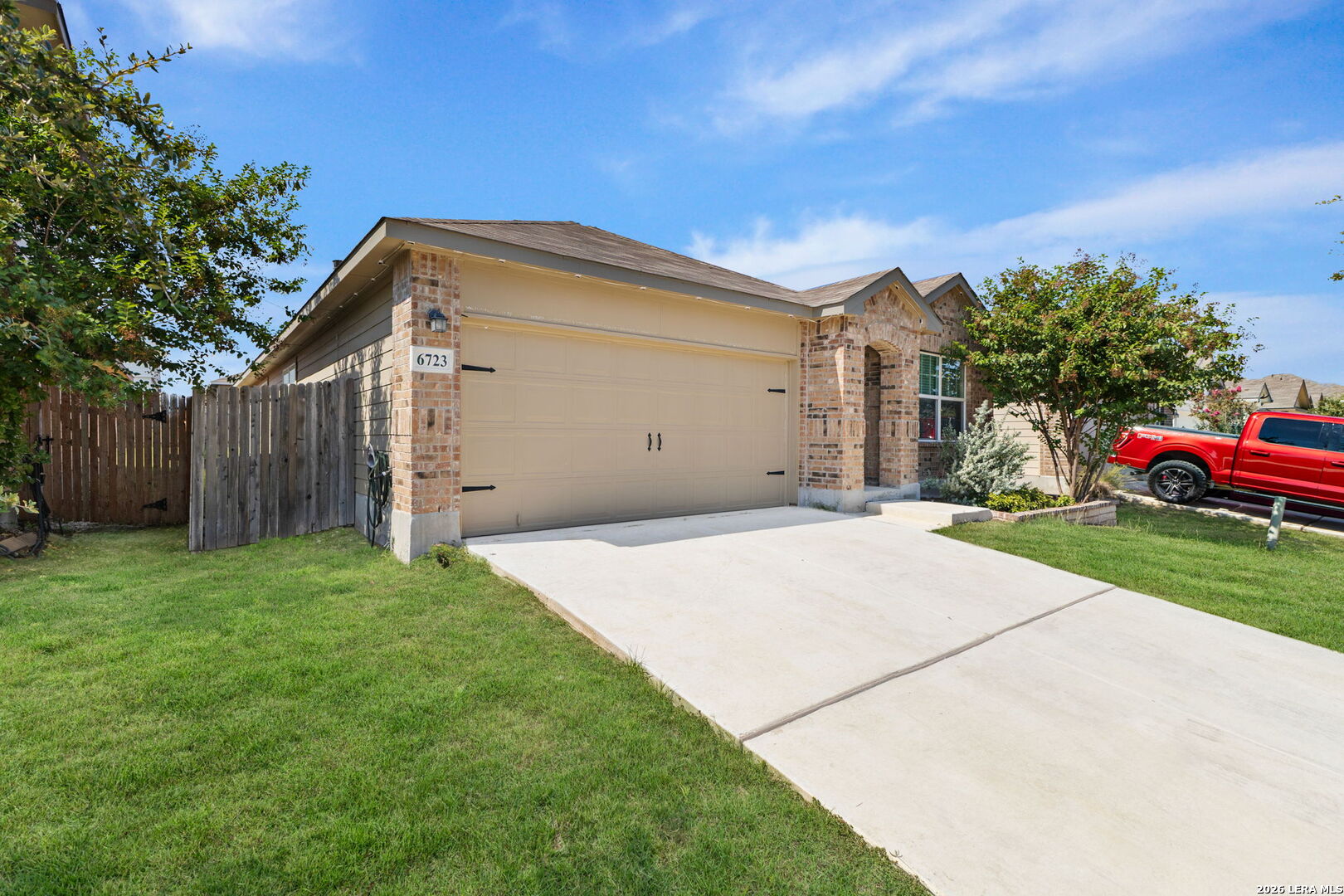 6723 Hoffman Plain San Antonio TX 78252