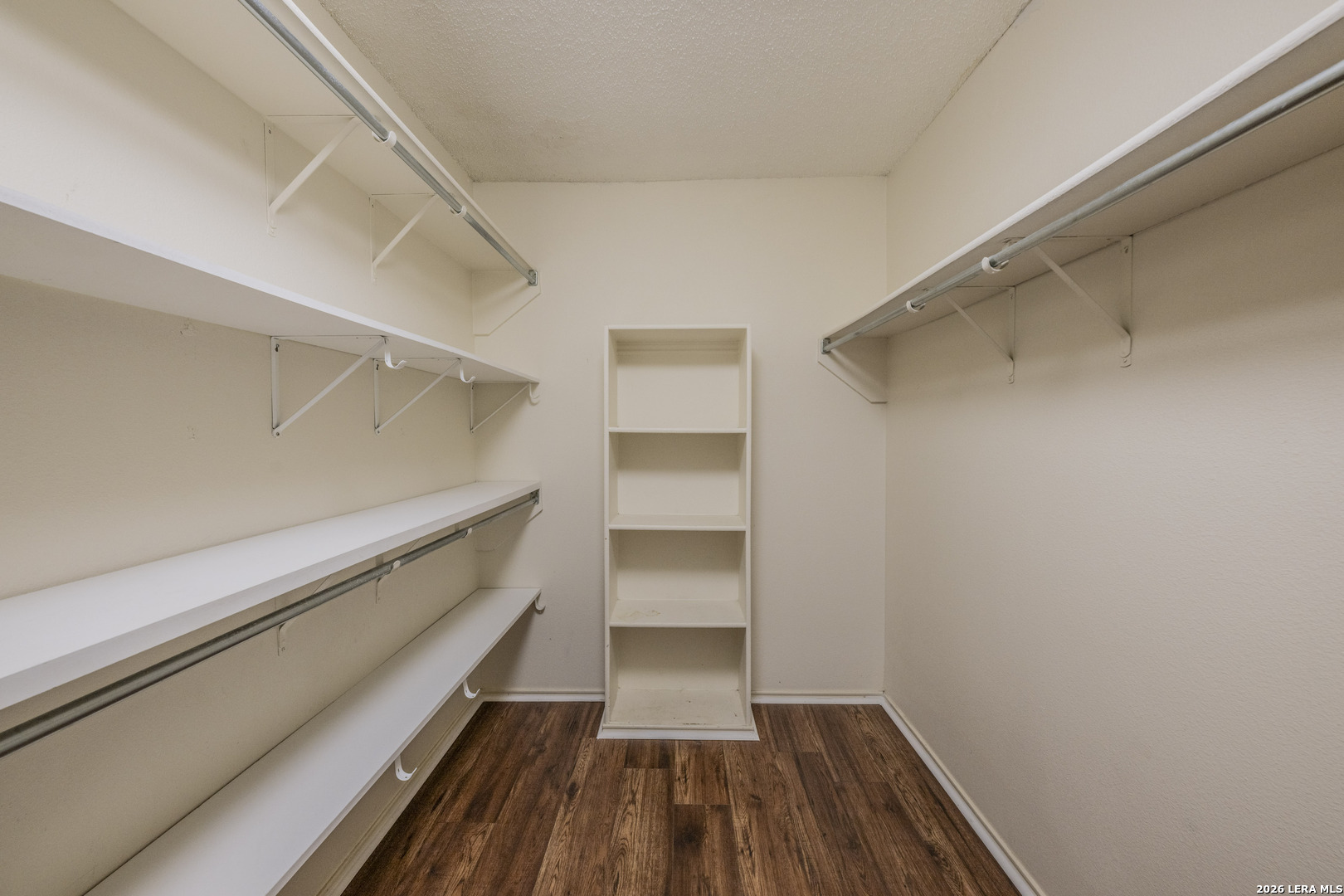 14011 Woodstream San Antonio TX 78231