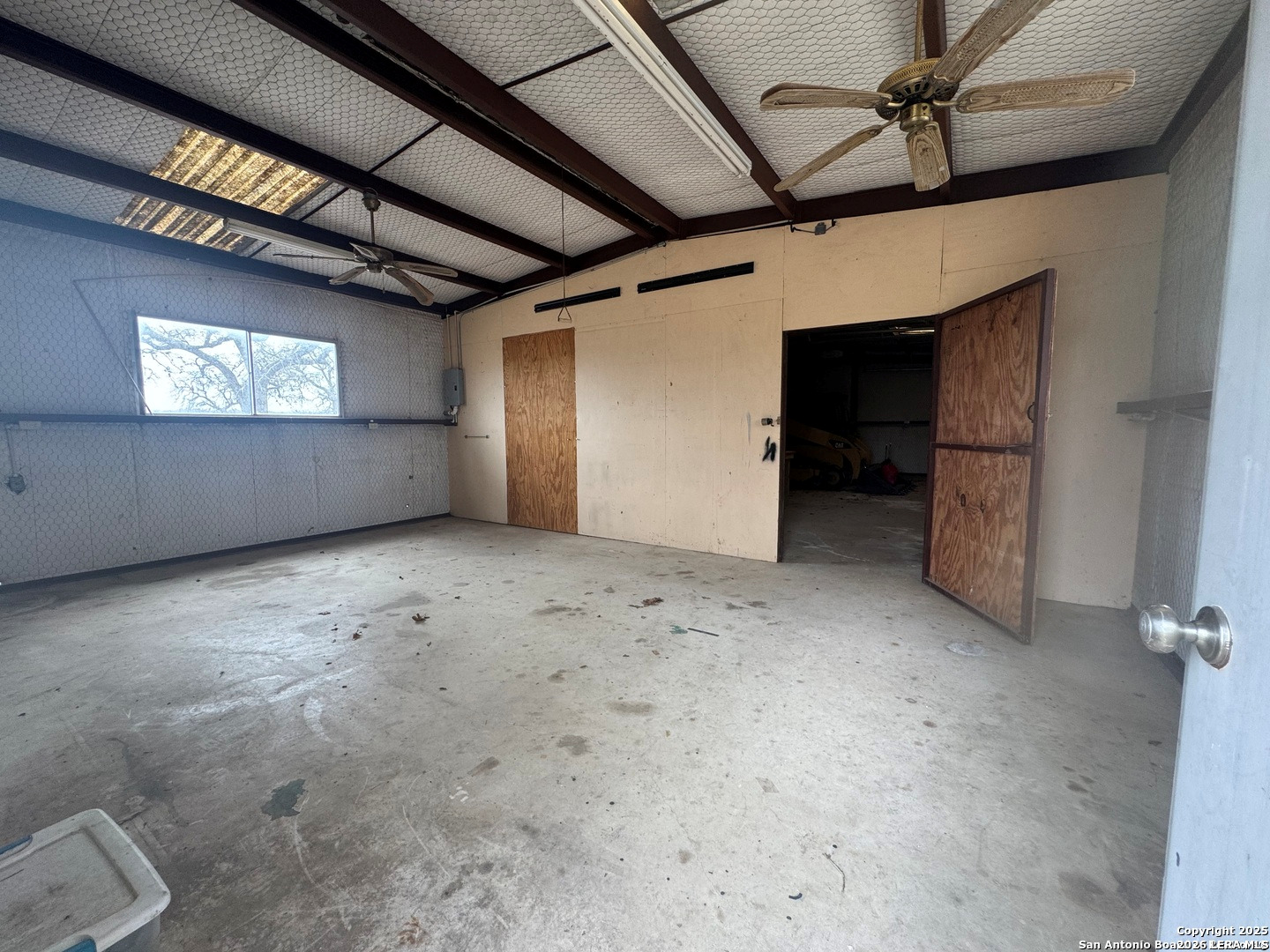 2626 County Road 319 La Vernia TX 78121