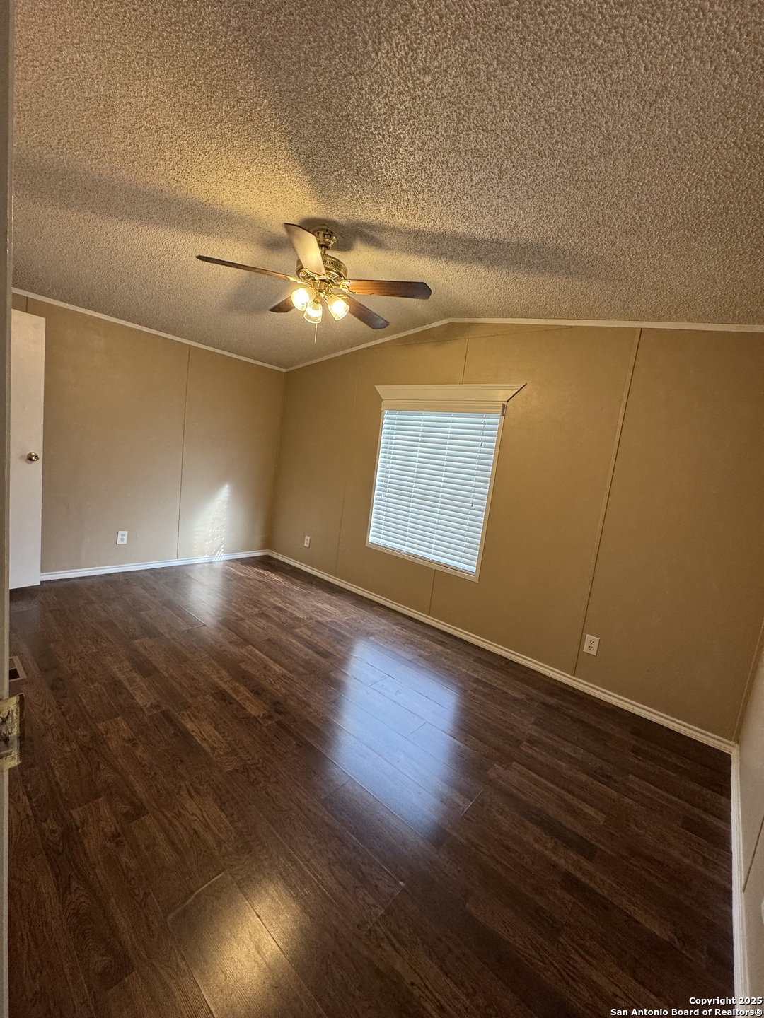 110 Deer Park La Vernia TX 78121