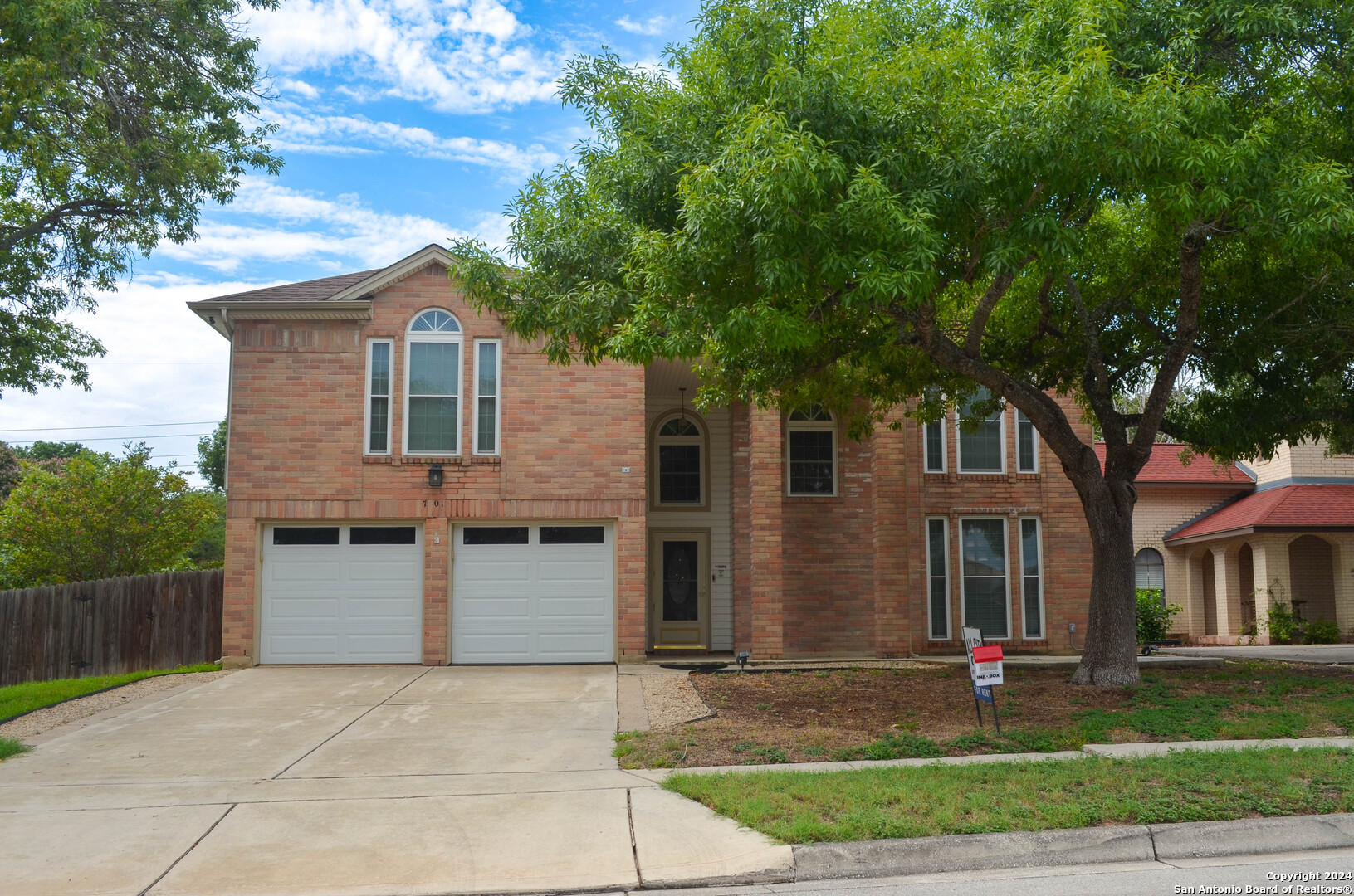 7501 Forest Echo Live Oak TX 78233
