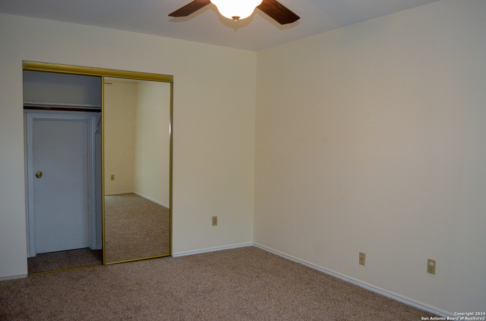 7501 Forest Echo Live Oak TX 78233