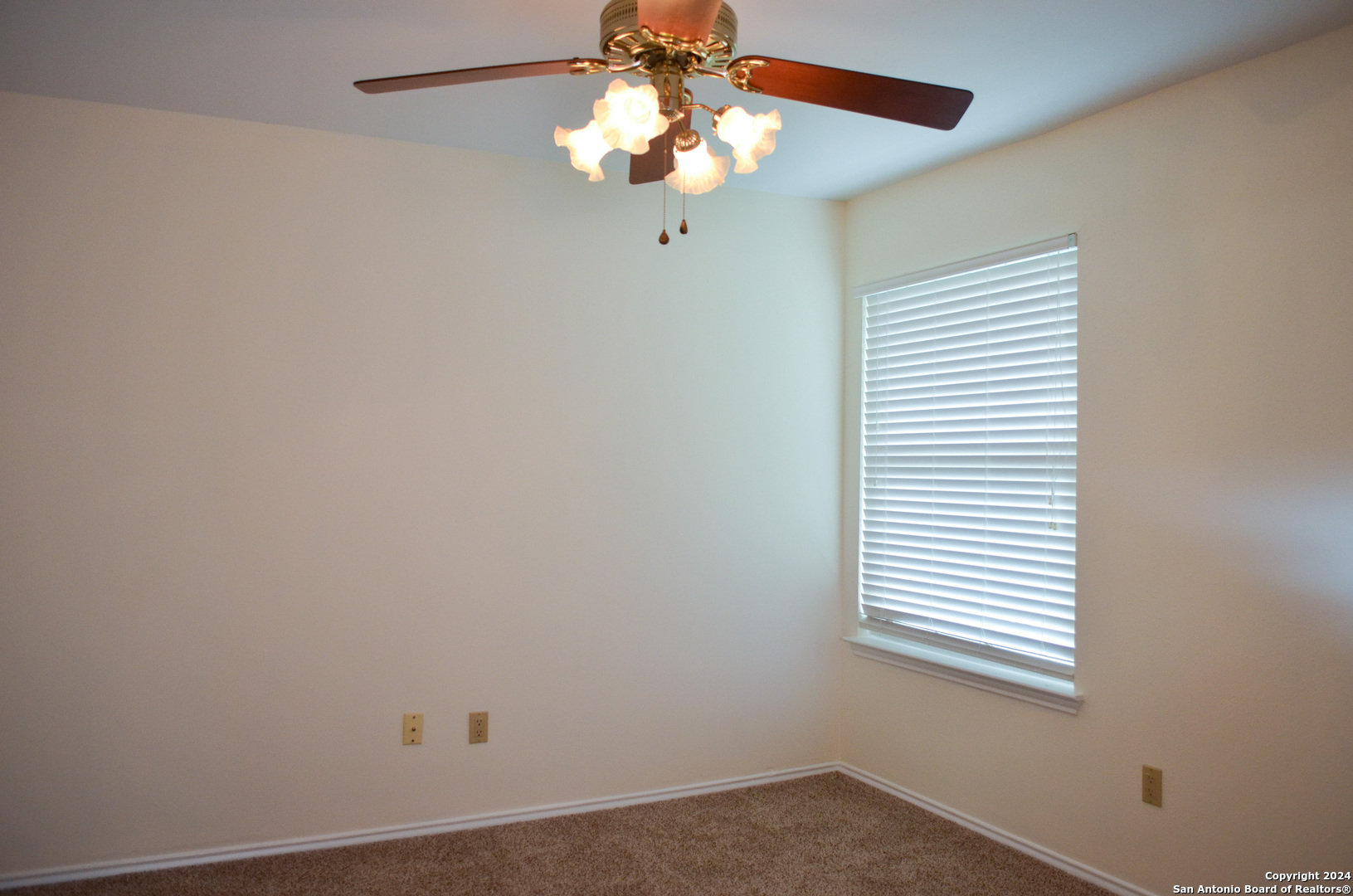 7501 Forest Echo Live Oak TX 78233