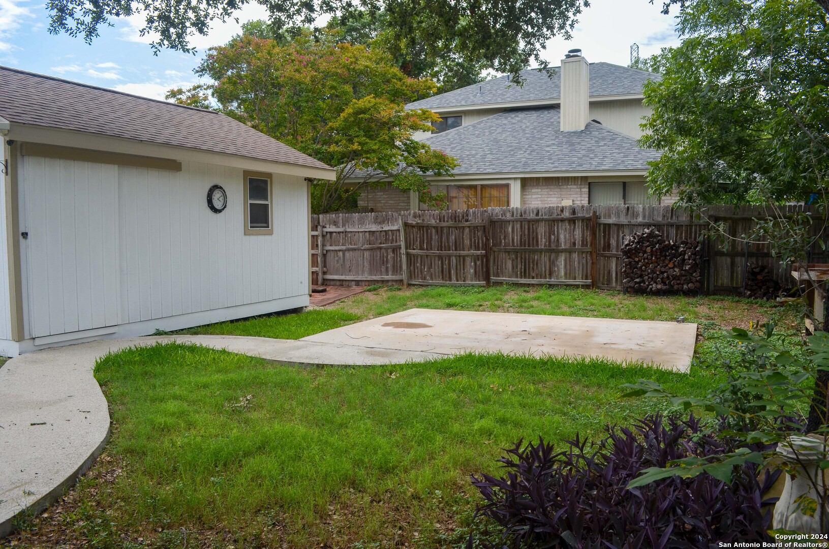 7501 Forest Echo Live Oak TX 78233