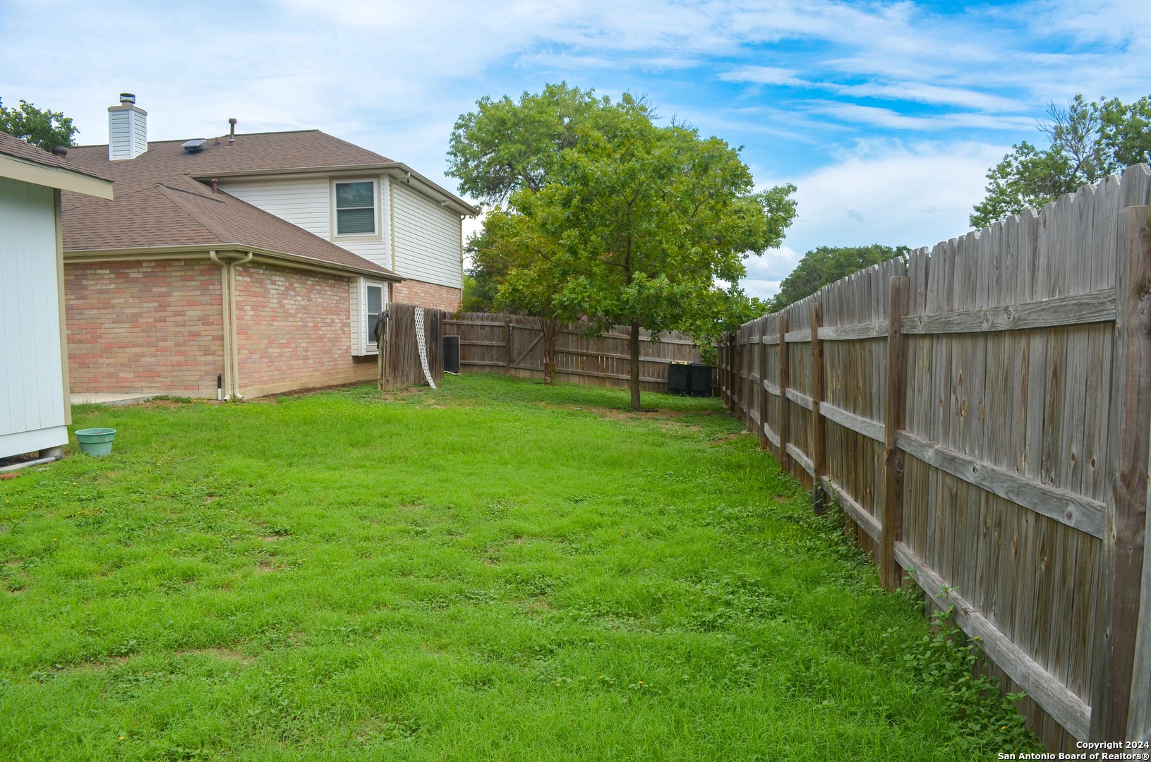 7501 Forest Echo Live Oak TX 78233