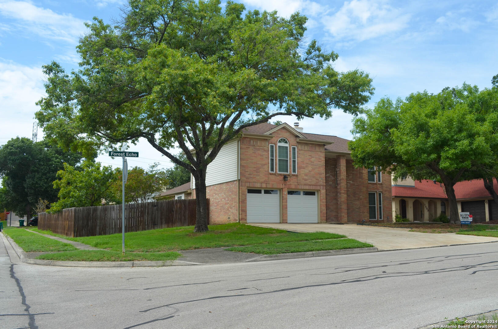 7501 Forest Echo Live Oak TX 78233