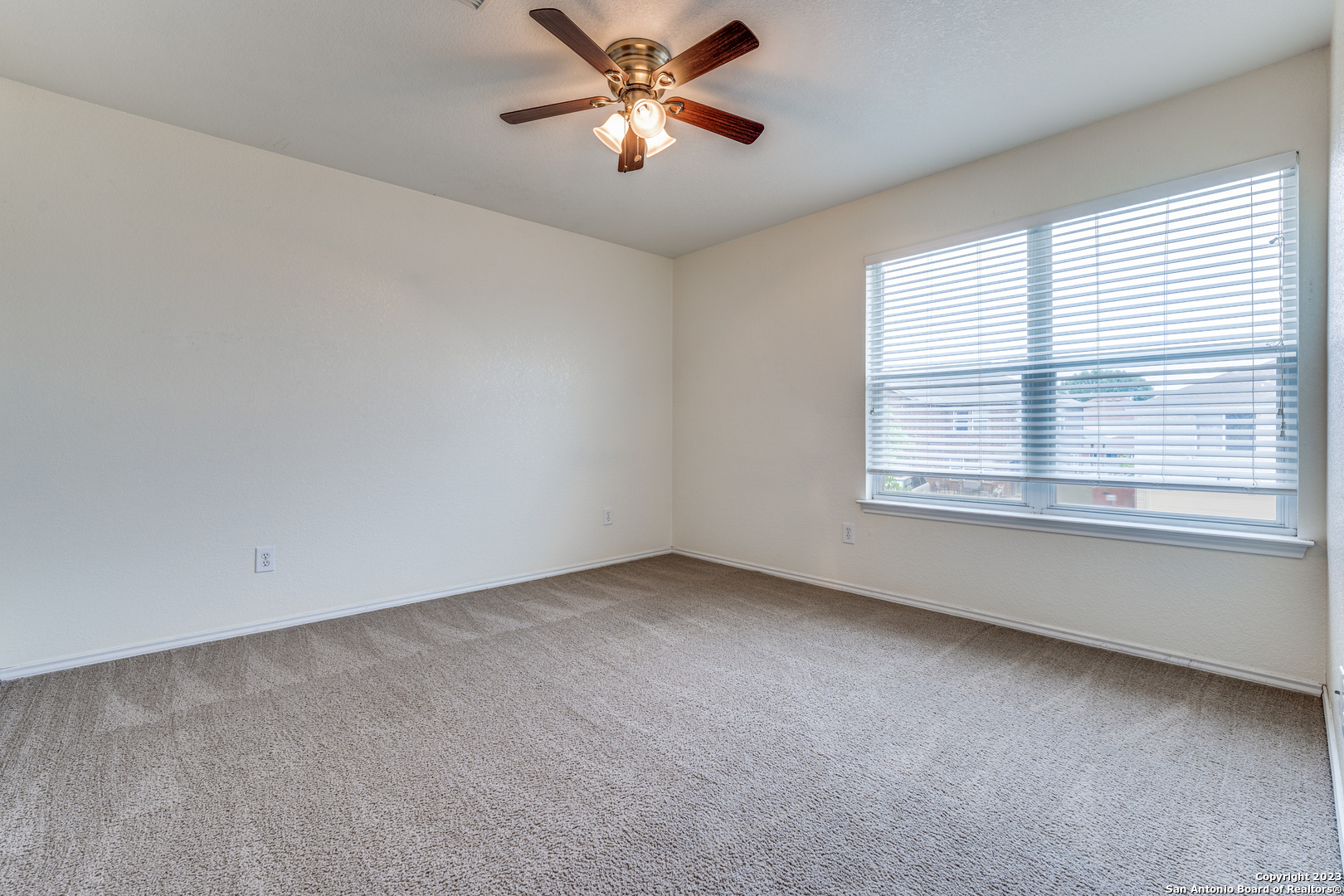 10810 Larson Cavern San Antonio TX 78254