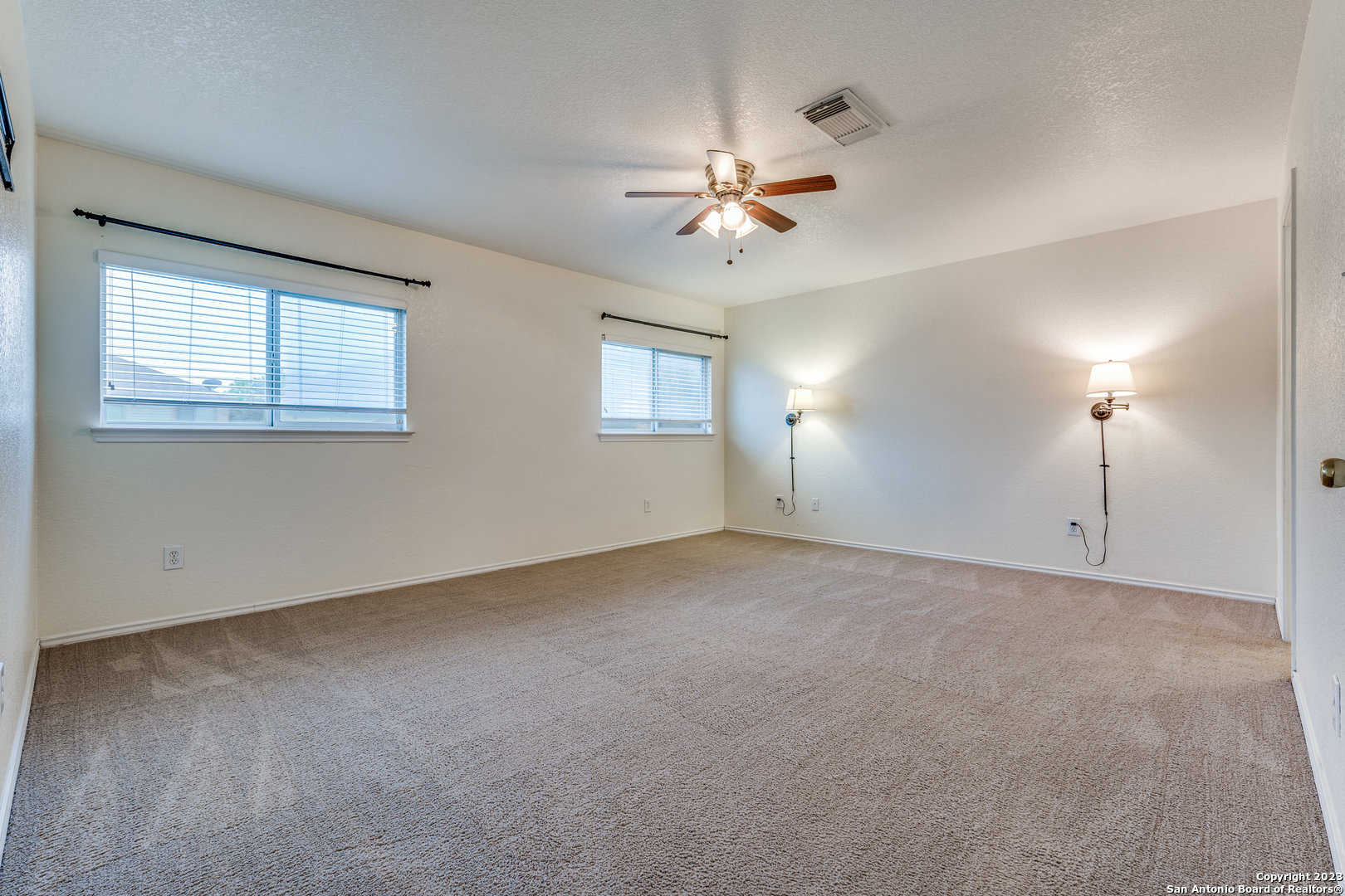 10810 Larson Cavern San Antonio TX 78254